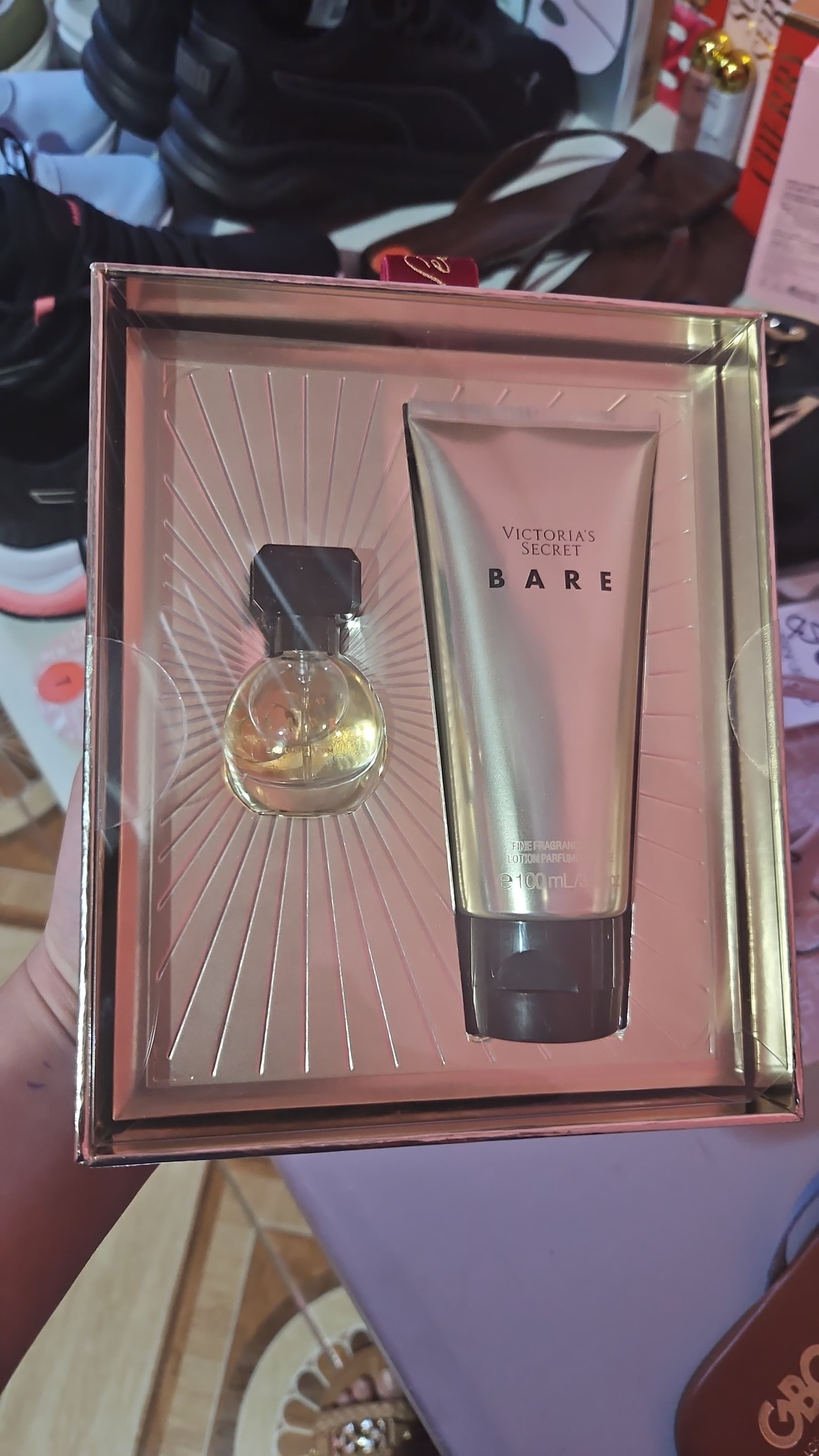 Set crema y perfume